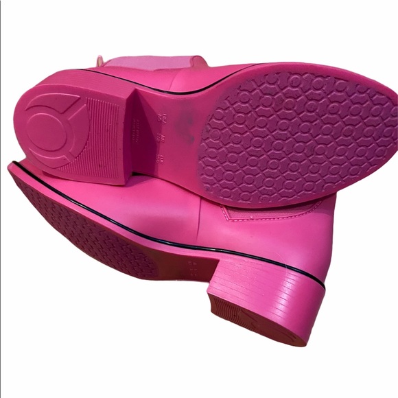 HP!!! EUC Kate Spade pink 8/9 pull on rain boots. - Picture 5 of 5